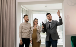 Real Estate Agent